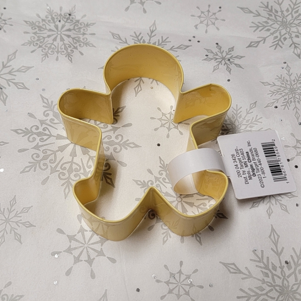 Gingerbread Man Cookie Cutter Wondershop at Target Winter Holiday Christmas Bake